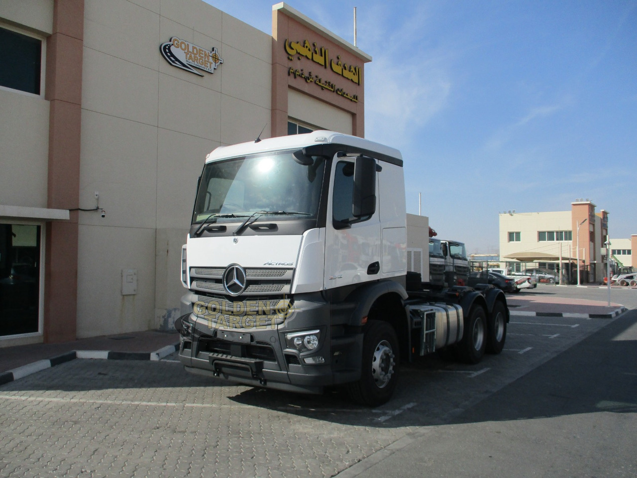 Mercedes-Benz Actros 3342 6x4 Right Hand Head Truck - Τράκτορας: φωτογραφία 2 Mercedes-Benz Actros 3342 6x4 Right Hand Head Truck - Τράκτορας: φωτογραφία 2