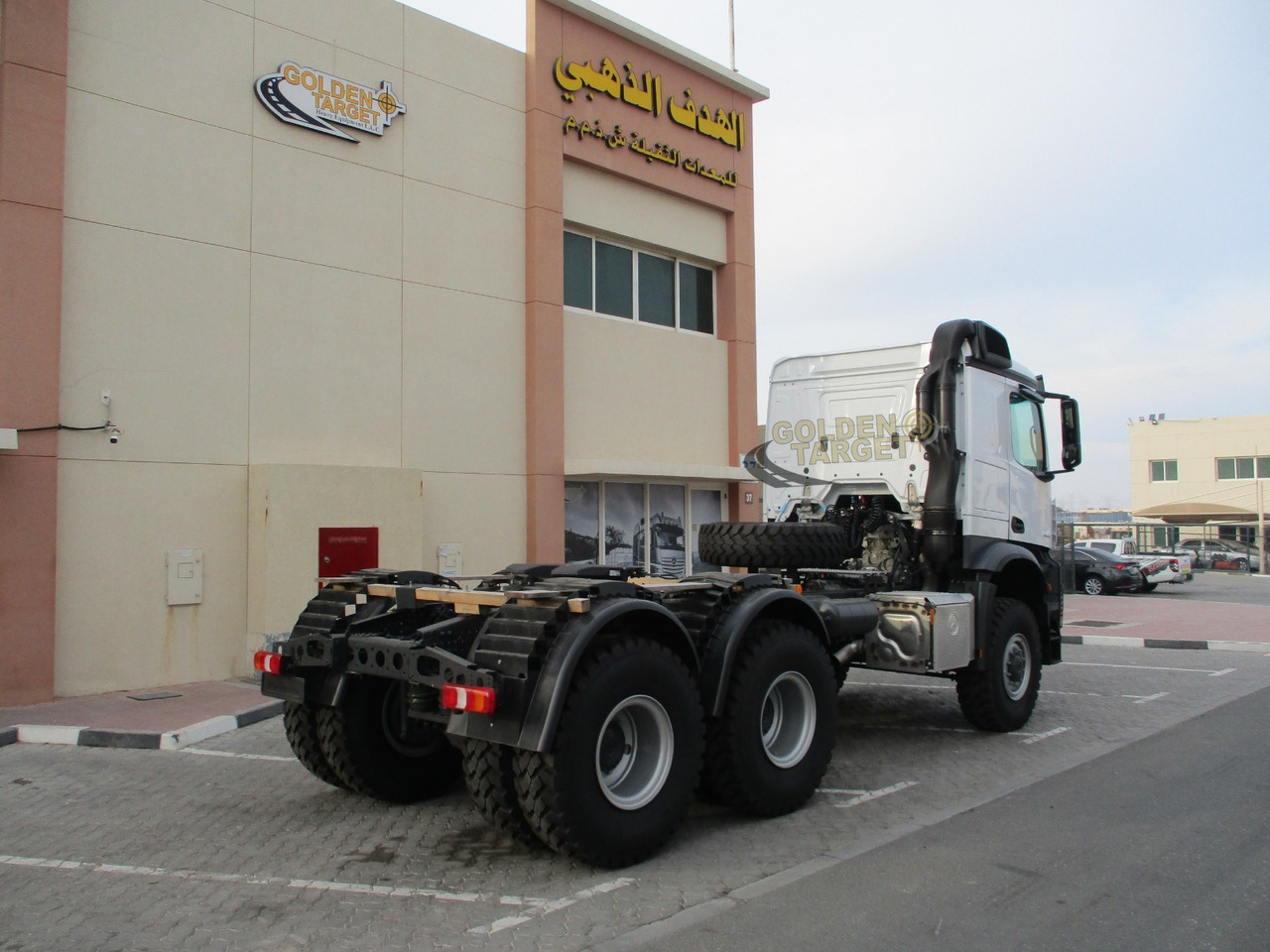 Mercedes-Benz Arocs 3342 6x6 Head Truck - Τράκτορας: φωτογραφία 3 Mercedes-Benz Arocs 3342 6x6 Head Truck - Τράκτορας: φωτογραφία 3