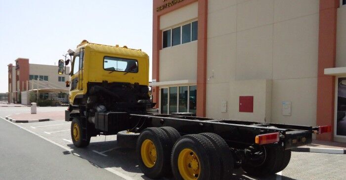 Nissan UD CZ4YL 6x6 Chassis Truck - Φορτηγό σασί: φωτογραφία 2 Nissan UD CZ4YL 6x6 Chassis Truck - Φορτηγό σασί: φωτογραφία 2