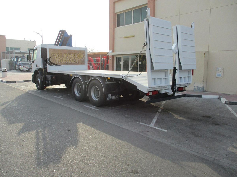 Renault KERAX 380 - Τηλεσκοπικός γερανός: φωτογραφία 4 Renault KERAX 380 - Τηλεσκοπικός γερανός: φωτογραφία 4