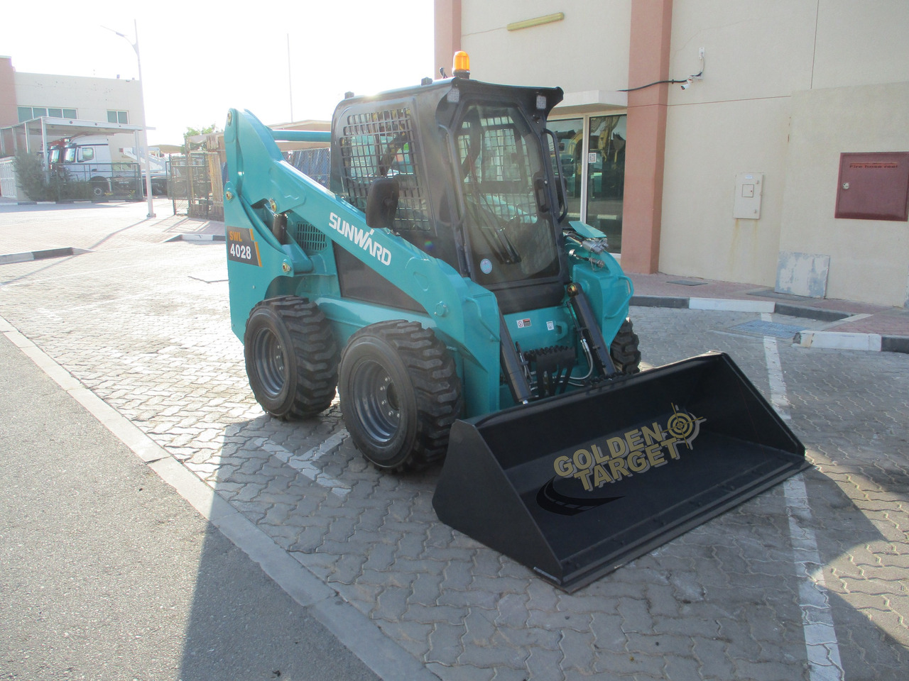 SUNWARD SWL4028 Skid Steer - Φορτωτής πλάγιας ολίσθησης: φωτογραφία 1 SUNWARD SWL4028 Skid Steer - Φορτωτής πλάγιας ολίσθησης: φωτογραφία 1