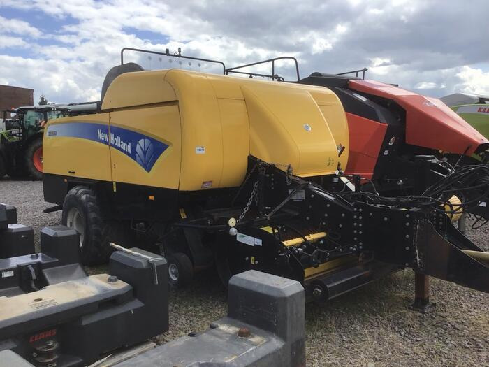 New Holland BB 9080 R - Χορτοδετική μηχανή τετράγωνες μπάλες: φωτογραφία 5 New Holland BB 9080 R - Χορτοδετική μηχανή τετράγωνες μπάλες: φωτογραφία 5