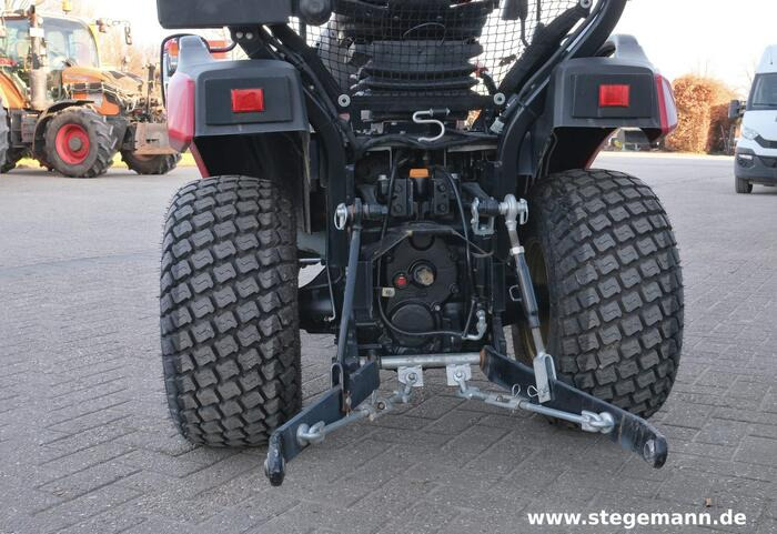 Yanmar SA221 - Τρακτέρ: φωτογραφία 5 Yanmar SA221 - Τρακτέρ: φωτογραφία 5