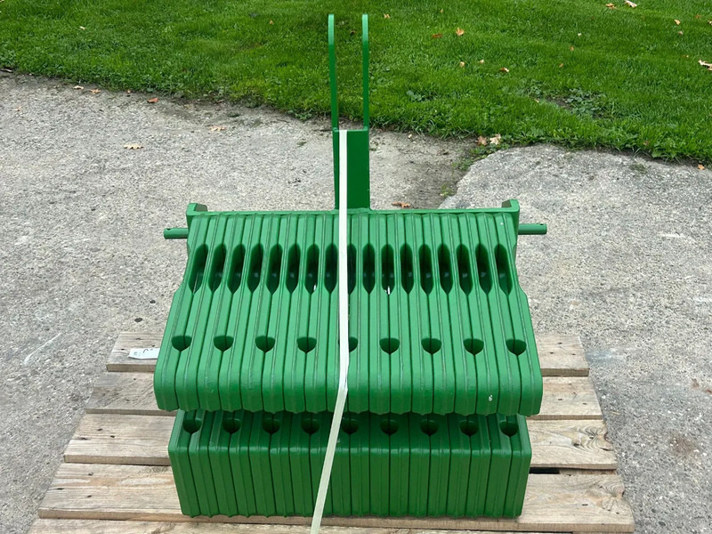 John Deere 1100 KG NIEUW Front gewicht - Τρακτέρ: φωτογραφία 4 John Deere 1100 KG NIEUW Front gewicht - Τρακτέρ: φωτογραφία 4