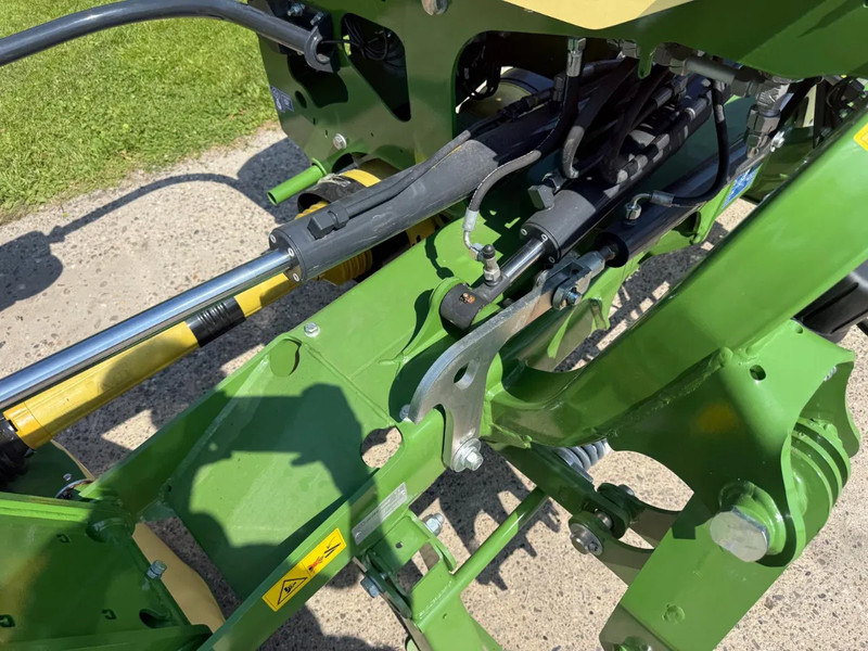Krone Easy cut B 870 MT 603-30 NIEUW VLINDERMAAIER - Χορτοκοπτικό: φωτογραφία 4 Krone Easy cut B 870 MT 603-30 NIEUW VLINDERMAAIER - Χορτοκοπτικό: φωτογραφία 4