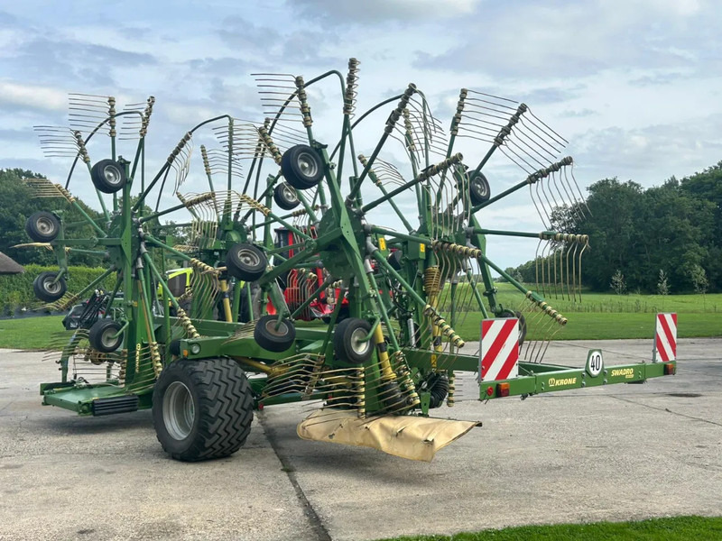 Krone Swadro 1400 Plus 4 Rotorhark Zwiller - Χορτοσυλλέκτης: φωτογραφία 5 Krone Swadro 1400 Plus 4 Rotorhark Zwiller - Χορτοσυλλέκτης: φωτογραφία 5