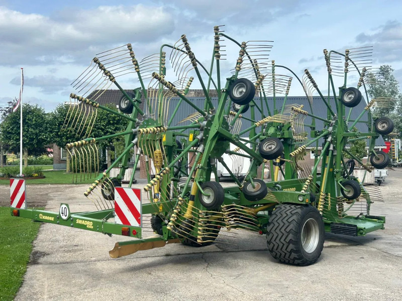 Krone Swadro 1400 Plus 4 Rotorhark Zwiller - Χορτοσυλλέκτης: φωτογραφία 3 Krone Swadro 1400 Plus 4 Rotorhark Zwiller - Χορτοσυλλέκτης: φωτογραφία 3