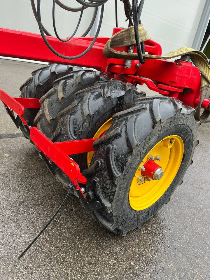 Σπαρτική με σβάρνα Vaderstad Rapid RD400C: φωτογραφία 12