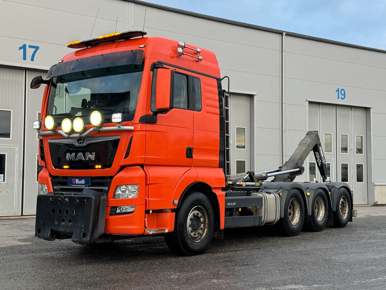 Tridemväxlare MAN TGX 92X -2019 | JOAB L27 Nordic Strength - Φορτηγό φόρτωσης γάντζου: φωτογραφία 1 Tridemväxlare MAN TGX 92X -2019 | JOAB L27 Nordic Strength - Φορτηγό φόρτωσης γάντζου: φωτογραφία 1