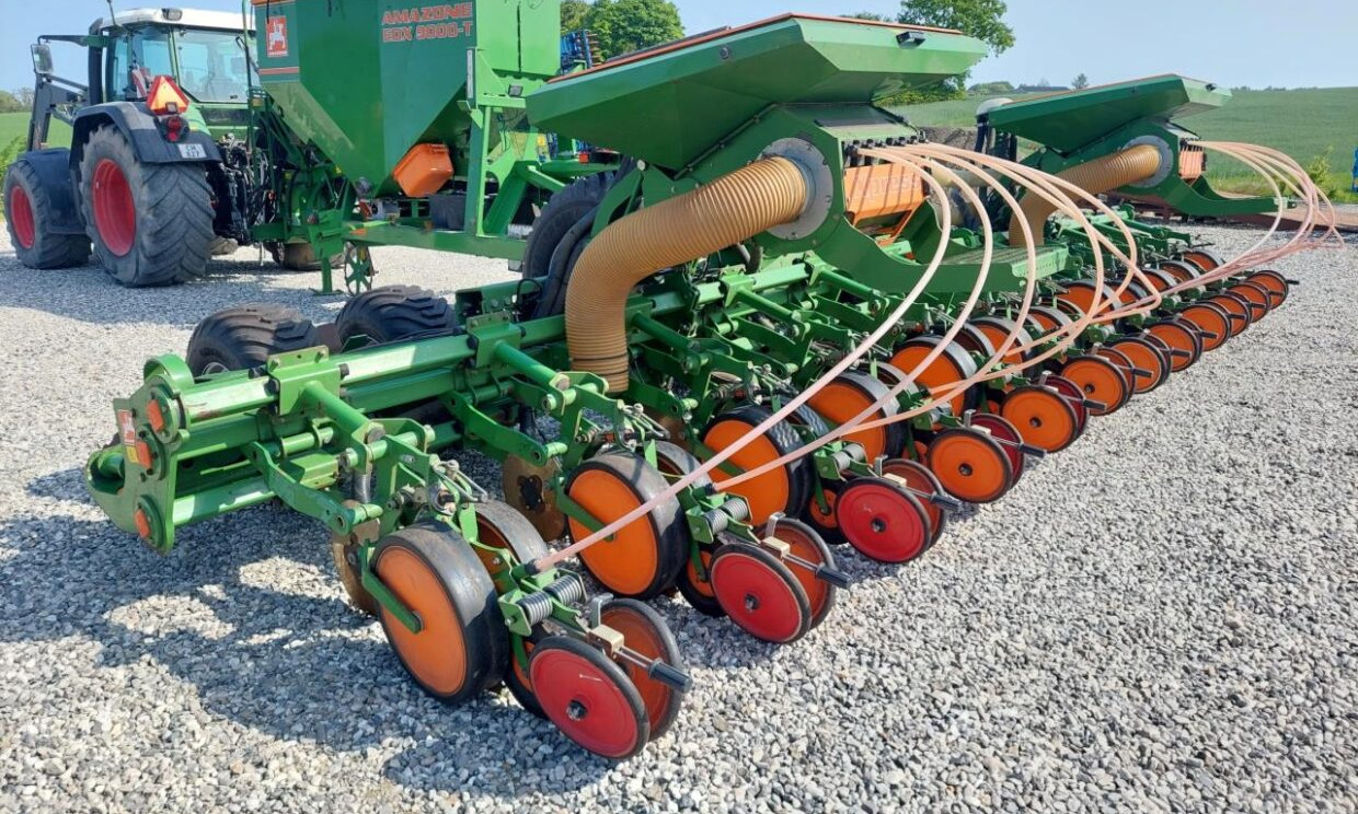 Amazone EDX 9000-T - 12 rækket - Σπαρτική μηχανή ακριβείας: φωτογραφία 5 Amazone EDX 9000-T - 12 rækket - Σπαρτική μηχανή ακριβείας: φωτογραφία 5