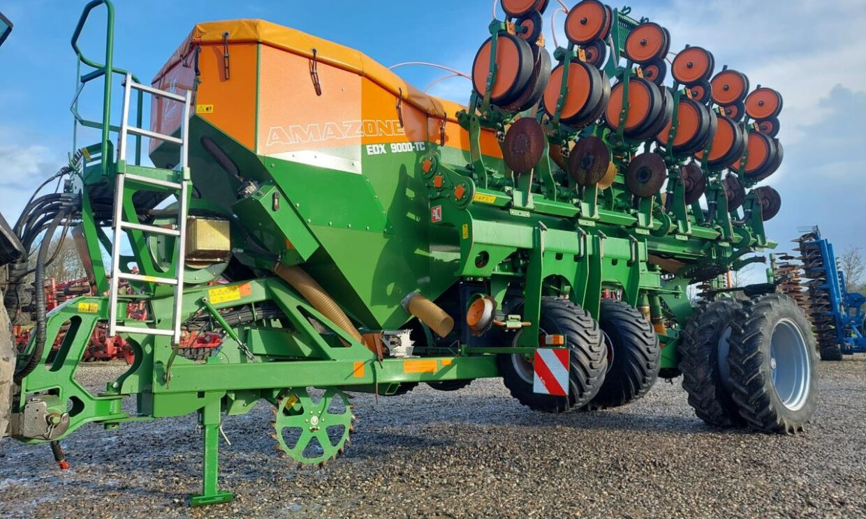 Amazone EDX 9000-TC MED GPS - Σπαρτική μηχανή ακριβείας: φωτογραφία 2 Amazone EDX 9000-TC MED GPS - Σπαρτική μηχανή ακριβείας: φωτογραφία 2