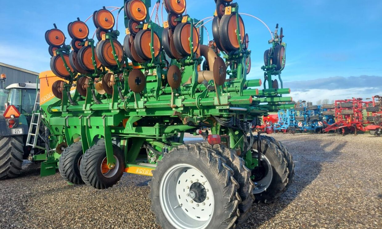 Amazone EDX 9000-TC MED GPS - Σπαρτική μηχανή ακριβείας: φωτογραφία 4 Amazone EDX 9000-TC MED GPS - Σπαρτική μηχανή ακριβείας: φωτογραφία 4