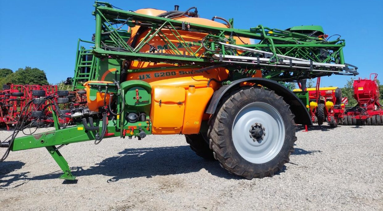 Amazone UX 6200 SUPER - 36-30-24m - Συρόμενο ψεκαστικό: φωτογραφία 1 Amazone UX 6200 SUPER - 36-30-24m - Συρόμενο ψεκαστικό: φωτογραφία 1