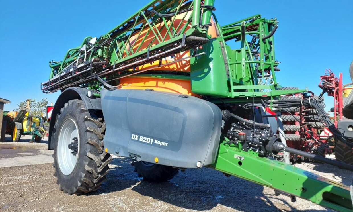 Amazone UX 6201 Super - 24-30-36m - Συρόμενο ψεκαστικό: φωτογραφία 3 Amazone UX 6201 Super - 24-30-36m - Συρόμενο ψεκαστικό: φωτογραφία 3