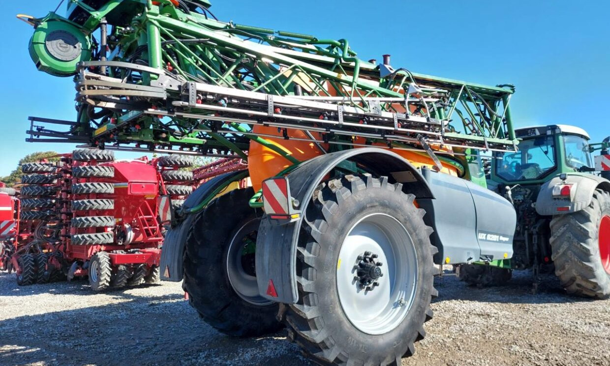 Amazone UX 6201 Super - 24-30-36m - Συρόμενο ψεκαστικό: φωτογραφία 4 Amazone UX 6201 Super - 24-30-36m - Συρόμενο ψεκαστικό: φωτογραφία 4