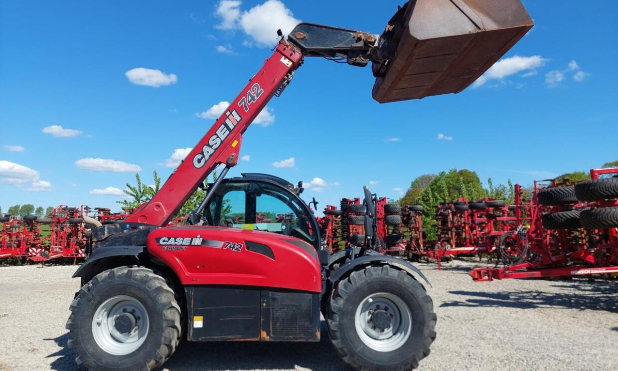 Case IH Farmlift 742 - Τηλεσκοπικός φορτωτής: φωτογραφία 1 Case IH Farmlift 742 - Τηλεσκοπικός φορτωτής: φωτογραφία 1
