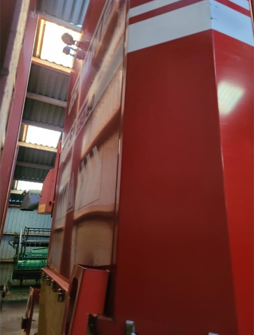 Grimme SE 170-60 XL - Πατατοεξαγωγέας: φωτογραφία 4 Grimme SE 170-60 XL - Πατατοεξαγωγέας: φωτογραφία 4