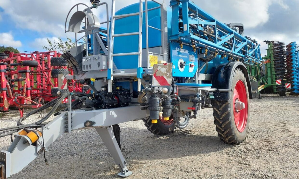 Lemken ALBATROS 9 6000 L med GPS - Συρόμενο ψεκαστικό: φωτογραφία 3 Lemken ALBATROS 9 6000 L med GPS - Συρόμενο ψεκαστικό: φωτογραφία 3