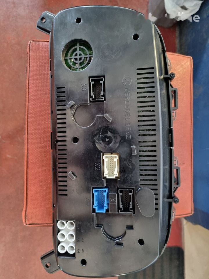 Daimler-Benz AXOR EURO 5 A0054468321 Mercedes-Benz AXOR EURO 5 - Ταμπλό αυτοκινήτου για Φορτηγό: φωτογραφία 3 Daimler-Benz AXOR EURO 5 A0054468321 Mercedes-Benz AXOR EURO 5 - Ταμπλό αυτοκινήτου για Φορτηγό: φωτογραφία 3