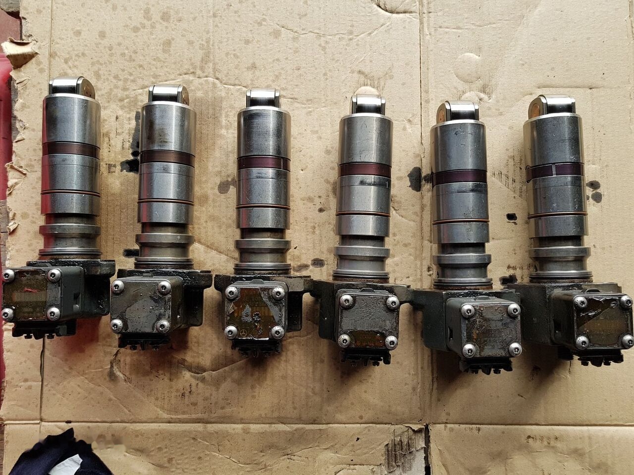 Mercedes-Benz ATEGO,ACTROS truck - Αντλία καυσίμου για Φορτηγό: φωτογραφία 5 Mercedes-Benz ATEGO,ACTROS truck - Αντλία καυσίμου για Φορτηγό: φωτογραφία 5