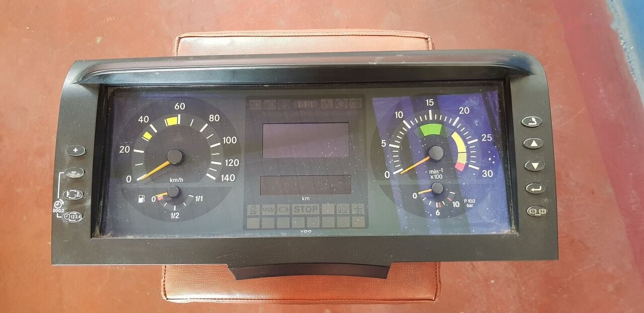 Mercedes-Benz ATEGO - Ταμπλό αυτοκινήτου για Φορτηγό: φωτογραφία 4 Mercedes-Benz ATEGO - Ταμπλό αυτοκινήτου για Φορτηγό: φωτογραφία 4