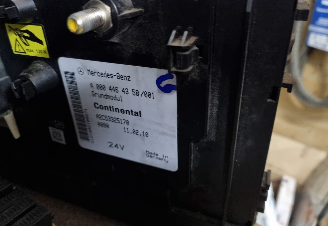Mercedes-Benz GRUNDMODUL ACTROS MP4 A0014465158 Mercedes-Benz ACTROS MP4 EURO 6 - Ηλεκτρική ασφάλεια για Φορτηγό: φωτογραφία 4 Mercedes-Benz GRUNDMODUL ACTROS MP4 A0014465158 Mercedes-Benz ACTROS MP4 EURO 6 - Ηλεκτρική ασφάλεια για Φορτηγό: φωτογραφία 4