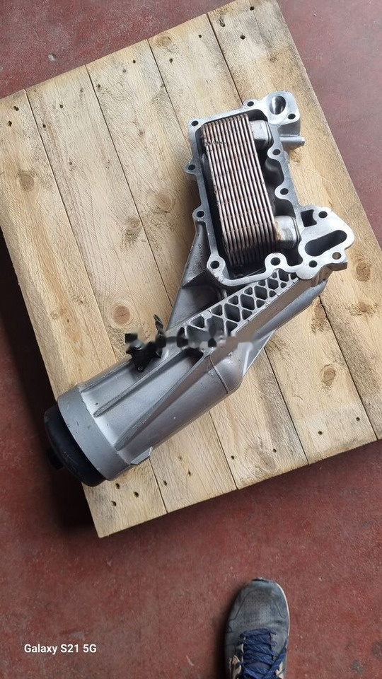 Mercedes-Benz OIL COOLER A 4571803110 Mercedes-Benz - Ψυγείο λαδιού για Φορτηγό: φωτογραφία 4 Mercedes-Benz OIL COOLER A 4571803110 Mercedes-Benz - Ψυγείο λαδιού για Φορτηγό: φωτογραφία 4