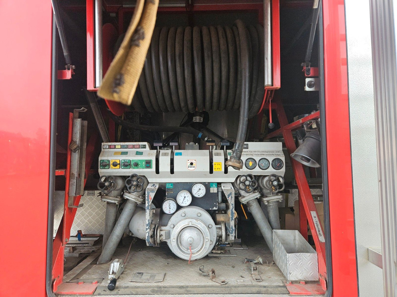 MAN KAT 6x6 Tanklöschfahrzeug - Φορτηγό βυτιοφόρο: φωτογραφία 5 MAN KAT 6x6 Tanklöschfahrzeug - Φορτηγό βυτιοφόρο: φωτογραφία 5