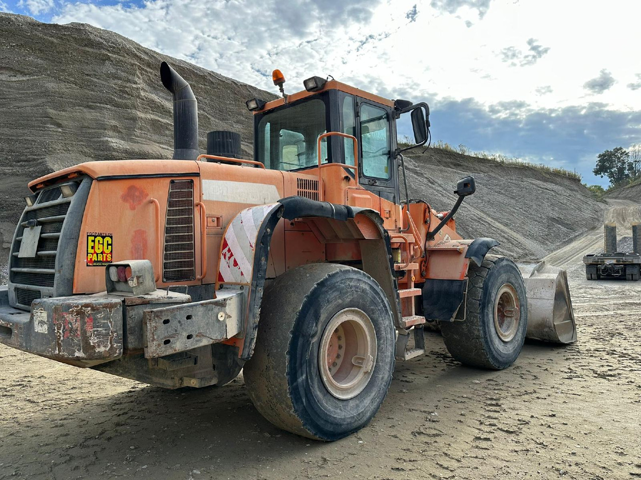 Doosan DL 300 - Ελαστιχοφόρος φορτωτής: φωτογραφία 4 Doosan DL 300 - Ελαστιχοφόρος φορτωτής: φωτογραφία 4