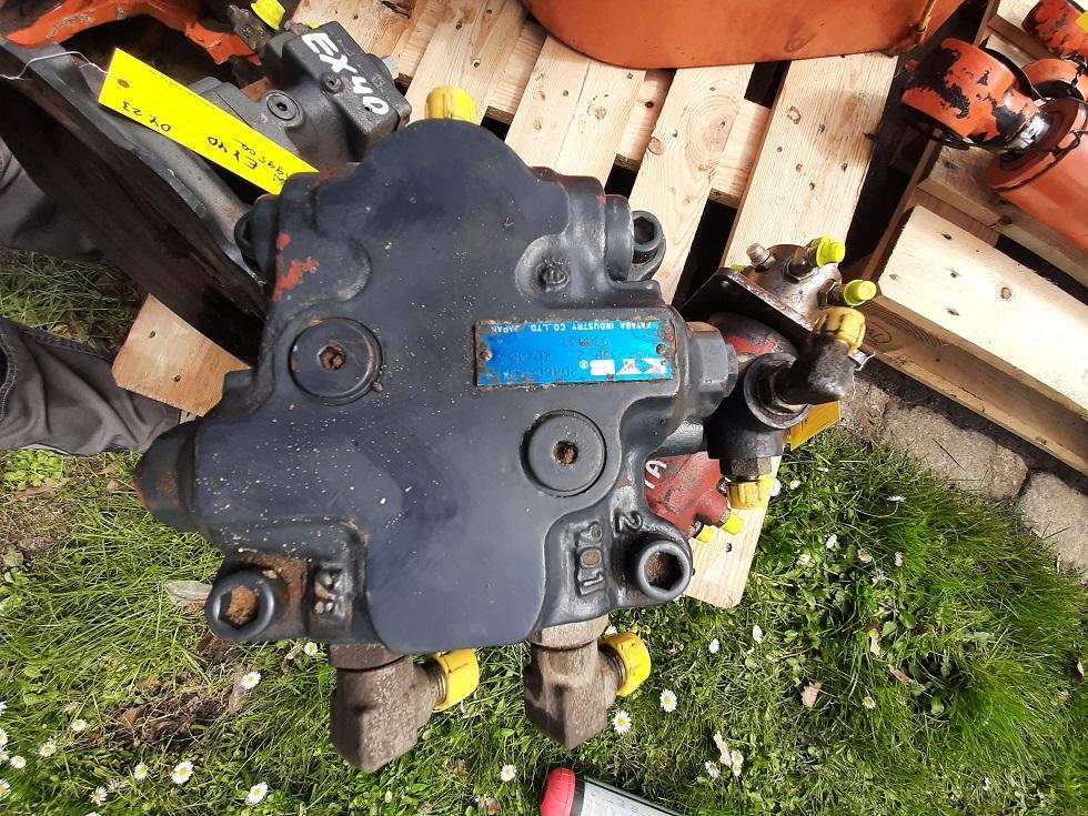 Hitachi EX 40 - Μειωτήρας περιστροφής για Κατασκευή μηχανήματα: φωτογραφία 5 Hitachi EX 40 - Μειωτήρας περιστροφής για Κατασκευή μηχανήματα: φωτογραφία 5