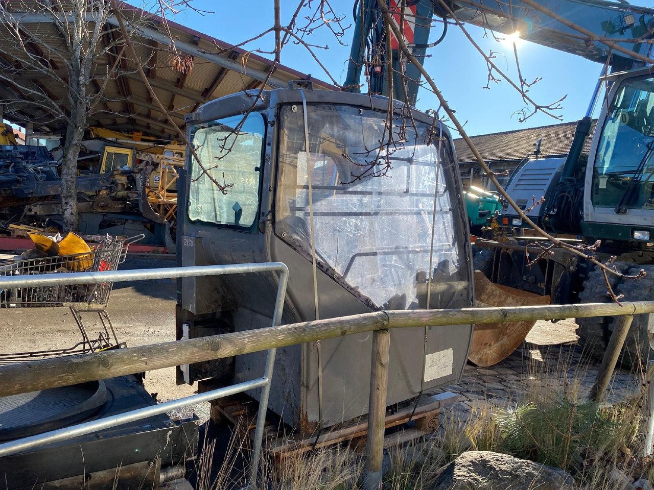 Hitachi ZX 225 - Καμπίνα για Κατασκευή μηχανήματα: φωτογραφία 2 Hitachi ZX 225 - Καμπίνα για Κατασκευή μηχανήματα: φωτογραφία 2