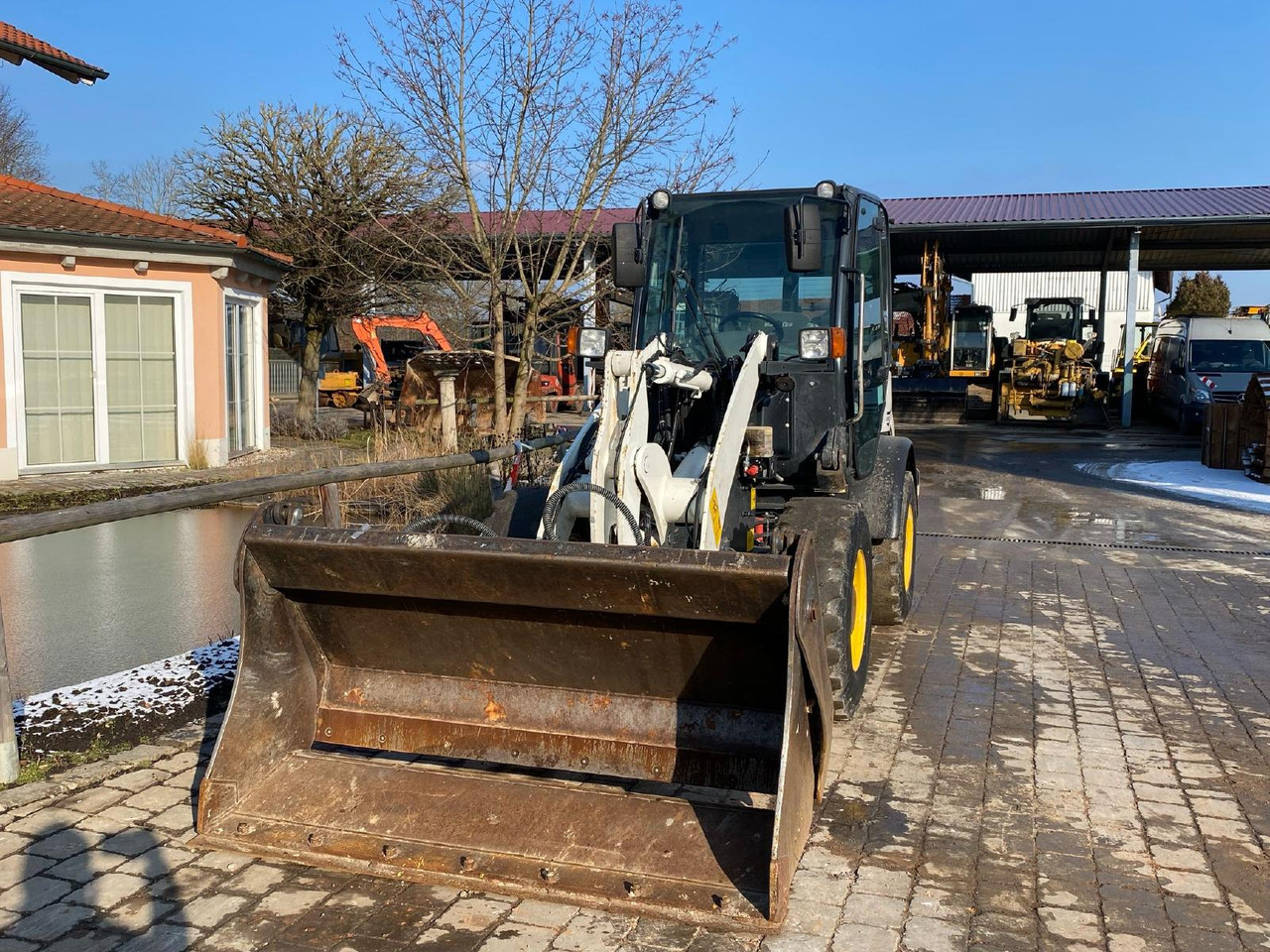 Ελαστιχοφόρος φορτωτής Komatsu WA 70-7: φωτογραφία 8