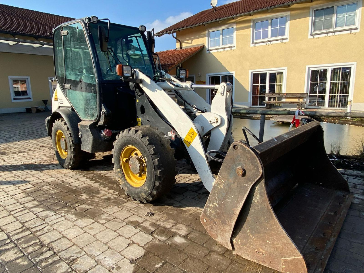 Ελαστιχοφόρος φορτωτής Komatsu WA 70-7: φωτογραφία 7