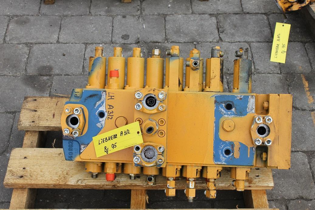 Liebherr A 312 - Υδραυλική βαλβίδα για Κατασκευή μηχανήματα: φωτογραφία 1 Liebherr A 312 - Υδραυλική βαλβίδα για Κατασκευή μηχανήματα: φωτογραφία 1