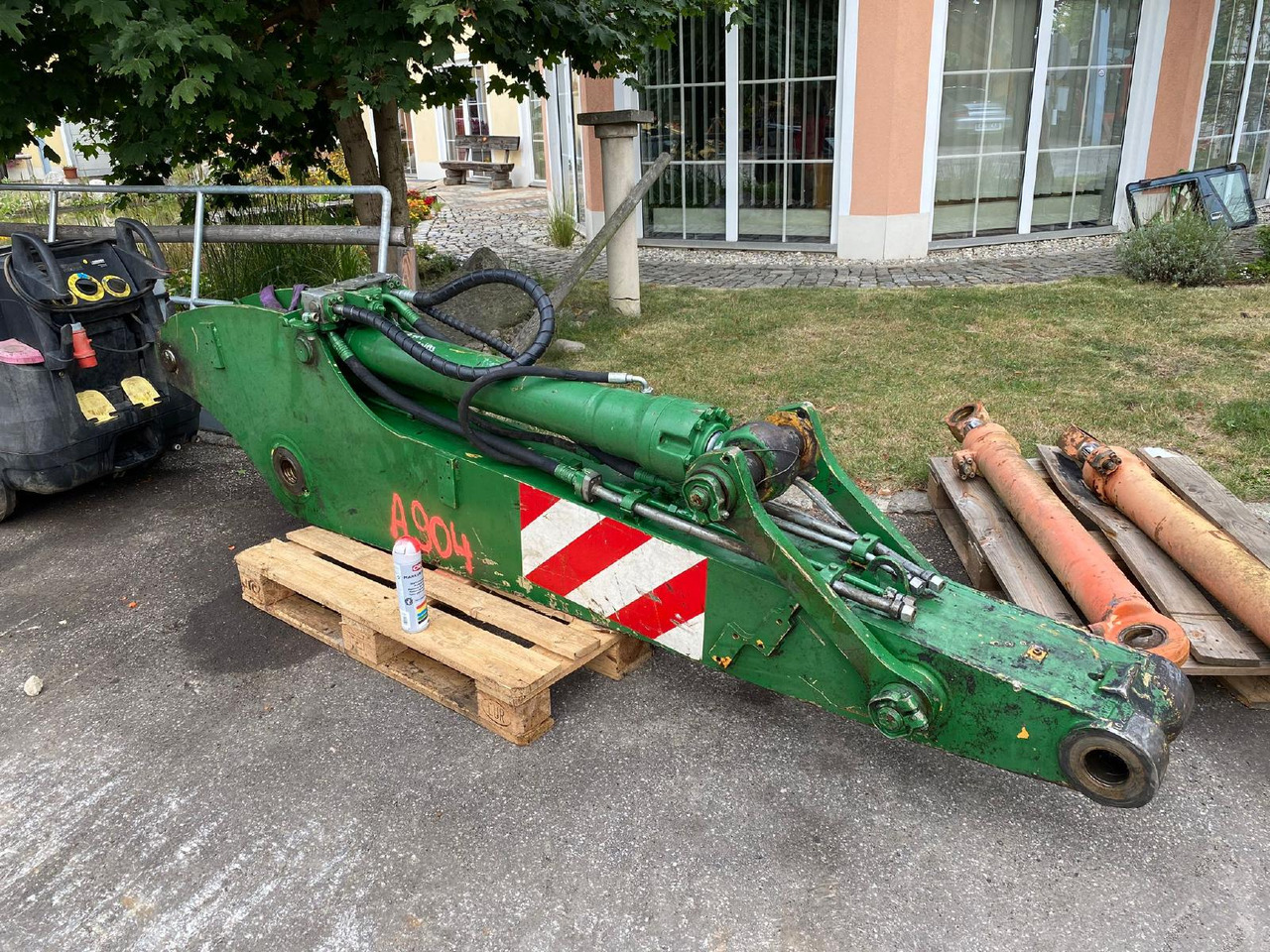 Liebherr A904 LIT - Μπούμα: φωτογραφία 1 Liebherr A904 LIT - Μπούμα: φωτογραφία 1