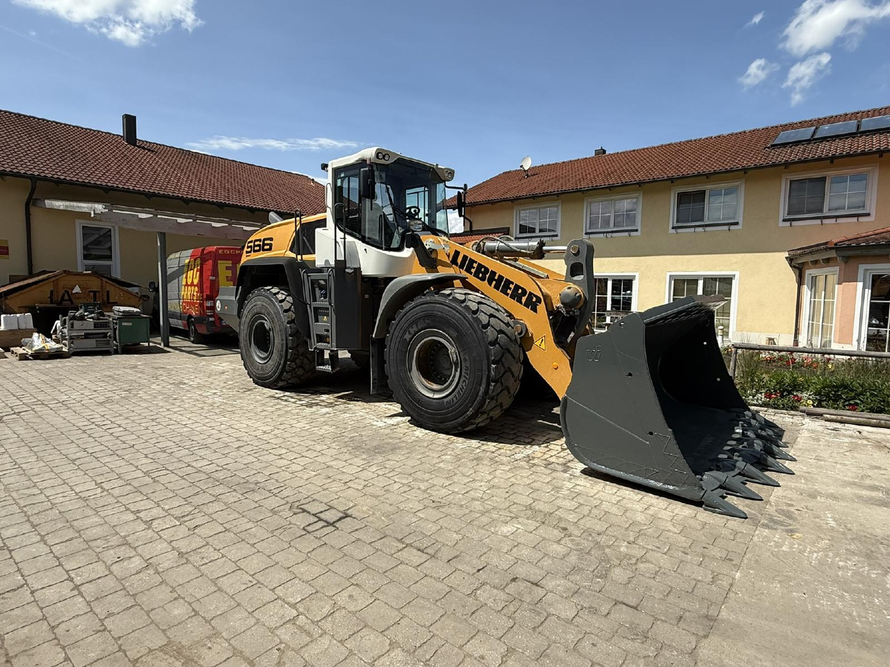 Ελαστιχοφόρος φορτωτής Liebherr L 566 X Power: φωτογραφία 10