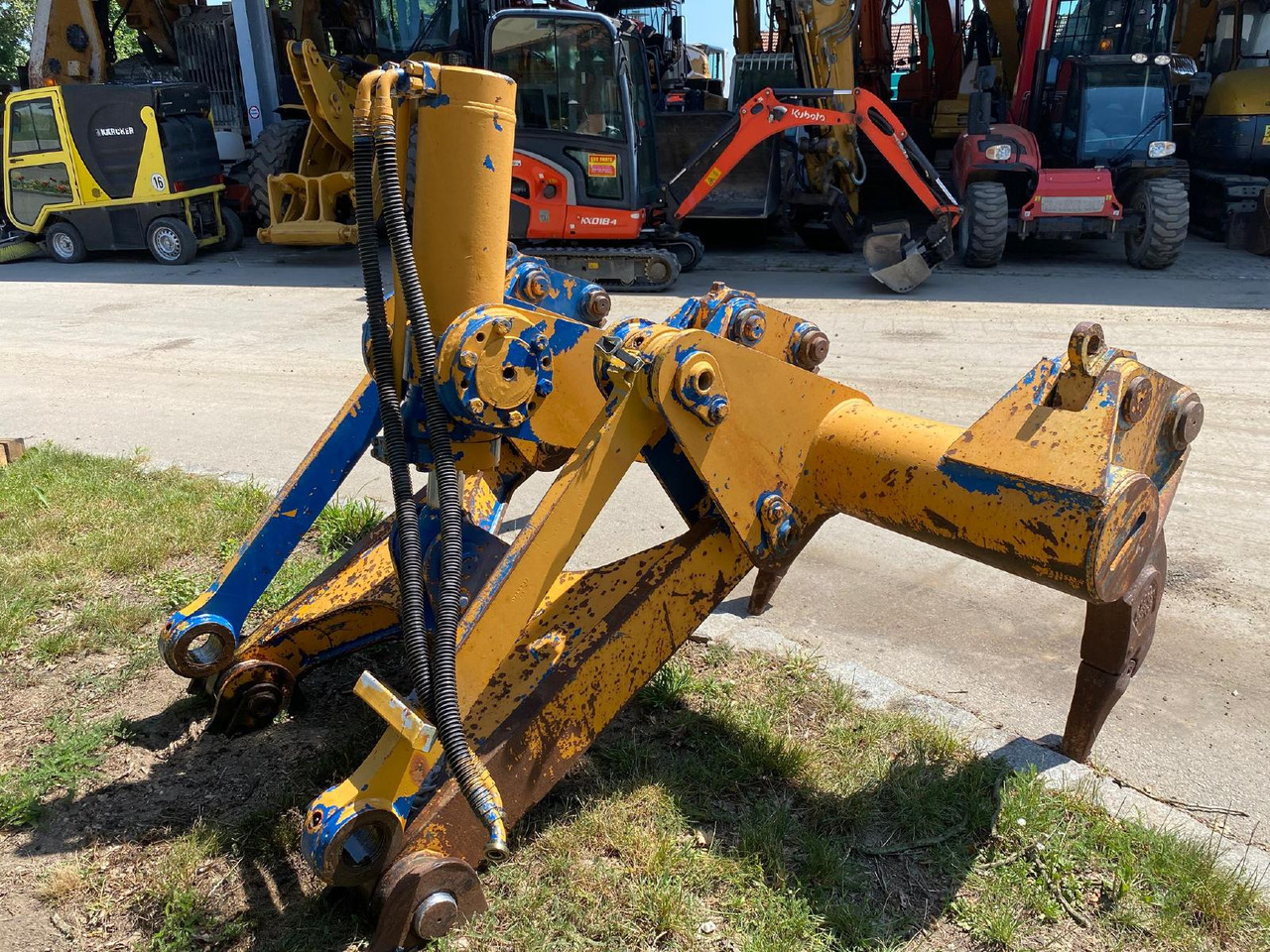 Liebherr PR 732 BL - Νύχι: φωτογραφία 2 Liebherr PR 732 BL - Νύχι: φωτογραφία 2