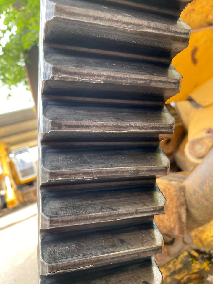 Terex TC 240 LC - Περιστροφική πλάκα για Κατασκευή μηχανήματα: φωτογραφία 2 Terex TC 240 LC - Περιστροφική πλάκα για Κατασκευή μηχανήματα: φωτογραφία 2