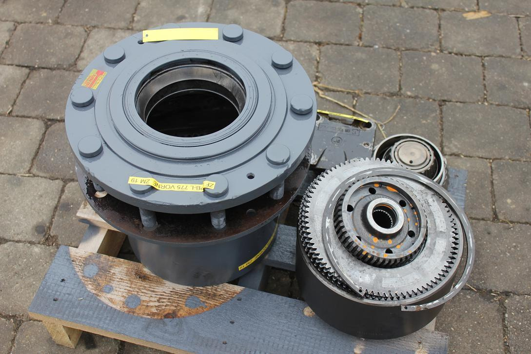 ZF APB-L 775 - Αξονας και ανταλλακτικά για Κατασκευή μηχανήματα: φωτογραφία 1 ZF APB-L 775 - Αξονας και ανταλλακτικά για Κατασκευή μηχανήματα: φωτογραφία 1