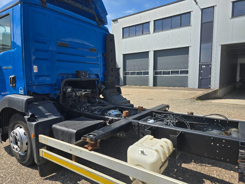 MAN TGM 15.240 TGM BDF - Φορτηγό μεταφοράς εμπορευματοκιβωτίων/ Κινητό αμάξωμα: φωτογραφία 5 MAN TGM 15.240 TGM BDF - Φορτηγό μεταφοράς εμπορευματοκιβωτίων/ Κινητό αμάξωμα: φωτογραφία 5