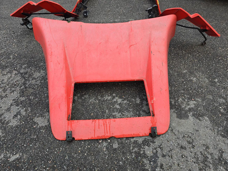 MAN TGX Spoiler - Αεροδυναμική/ Αεροτομή για Φορτηγό: φωτογραφία 4 MAN TGX Spoiler - Αεροδυναμική/ Αεροτομή για Φορτηγό: φωτογραφία 4