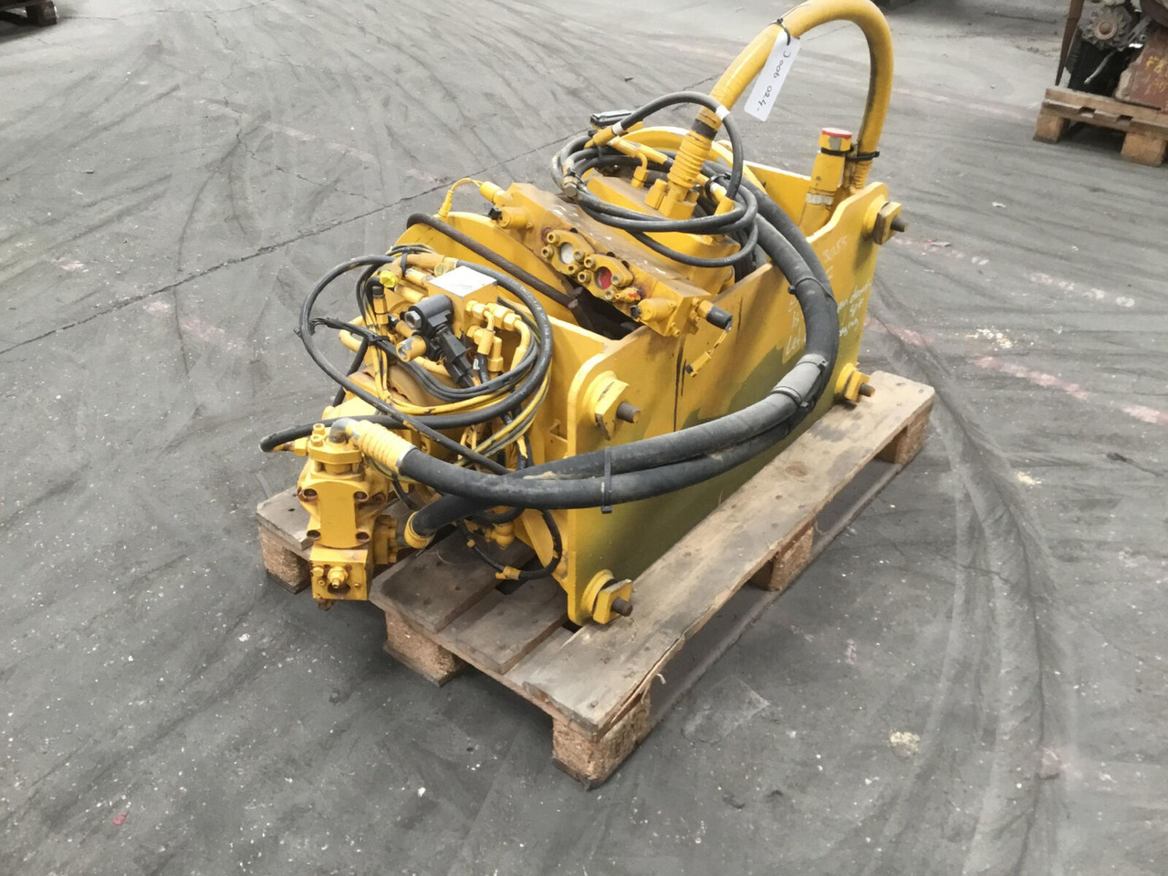 Grove GMK 3055 winch - Βίντσι για Τηλεσκοπικός γερανός: φωτογραφία 4 Grove GMK 3055 winch - Βίντσι για Τηλεσκοπικός γερανός: φωτογραφία 4