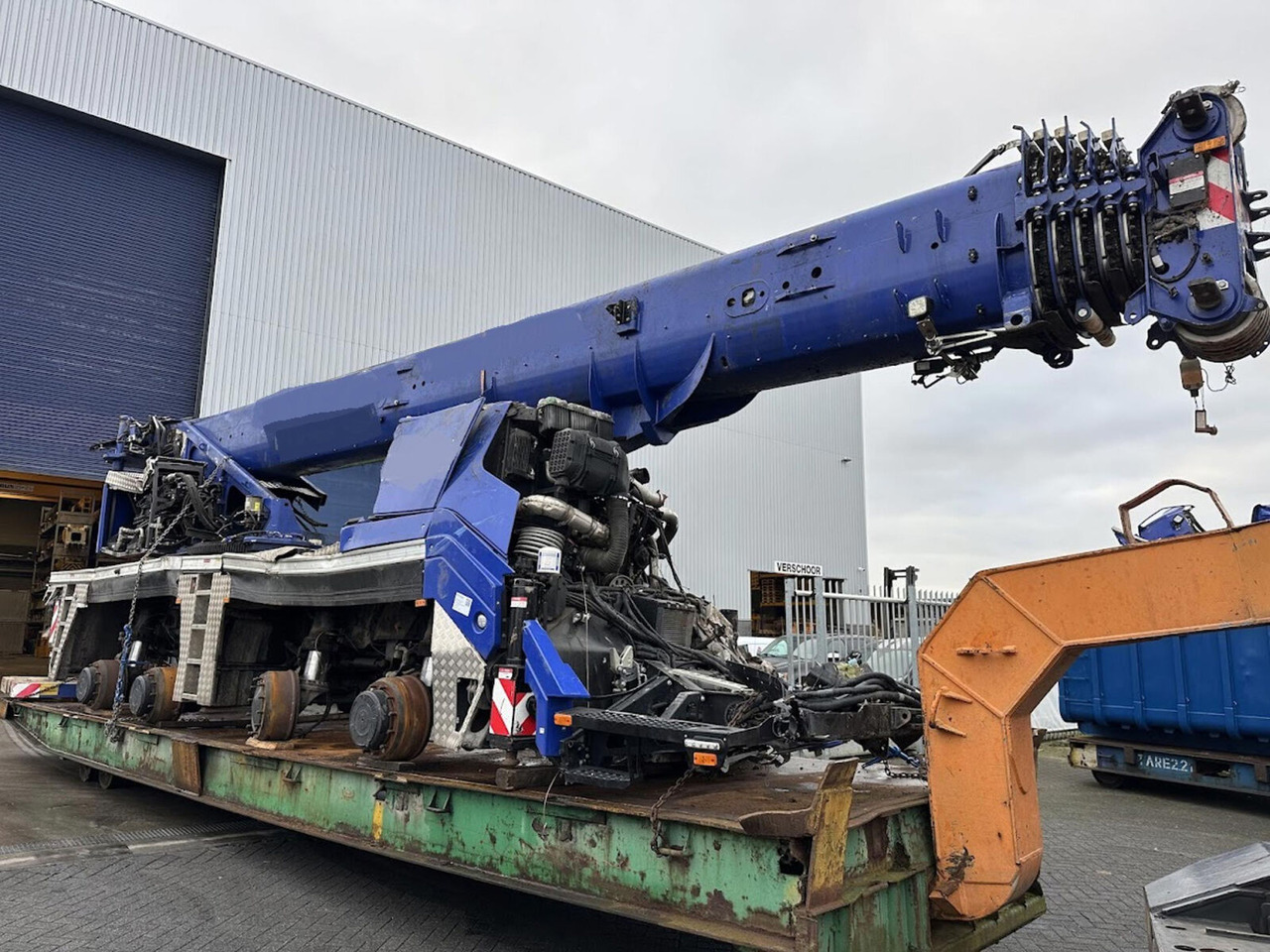 Grove GMK 4090 - Γερανός παντός εδάφους: φωτογραφία 1 Grove GMK 4090 - Γερανός παντός εδάφους: φωτογραφία 1
