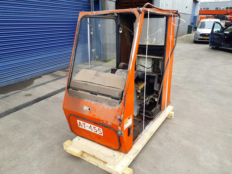 Krupp KMK 3045 upper cabin - Καμπίνα και εσωτερικό για Γερανός: φωτογραφία 5 Krupp KMK 3045 upper cabin - Καμπίνα και εσωτερικό για Γερανός: φωτογραφία 5