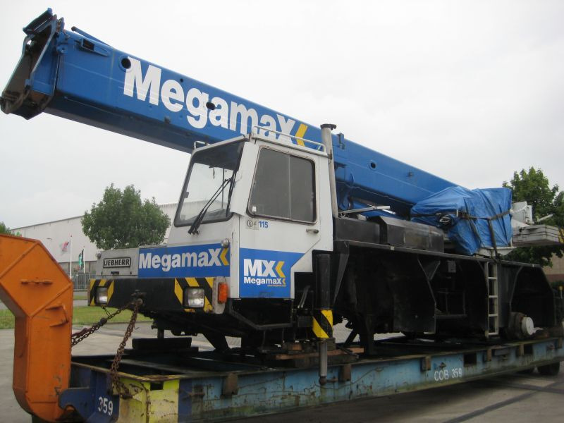 Liebherr LTM 1035-3. for parts - Γερανός παντός εδάφους: φωτογραφία 1 Liebherr LTM 1035-3. for parts - Γερανός παντός εδάφους: φωτογραφία 1