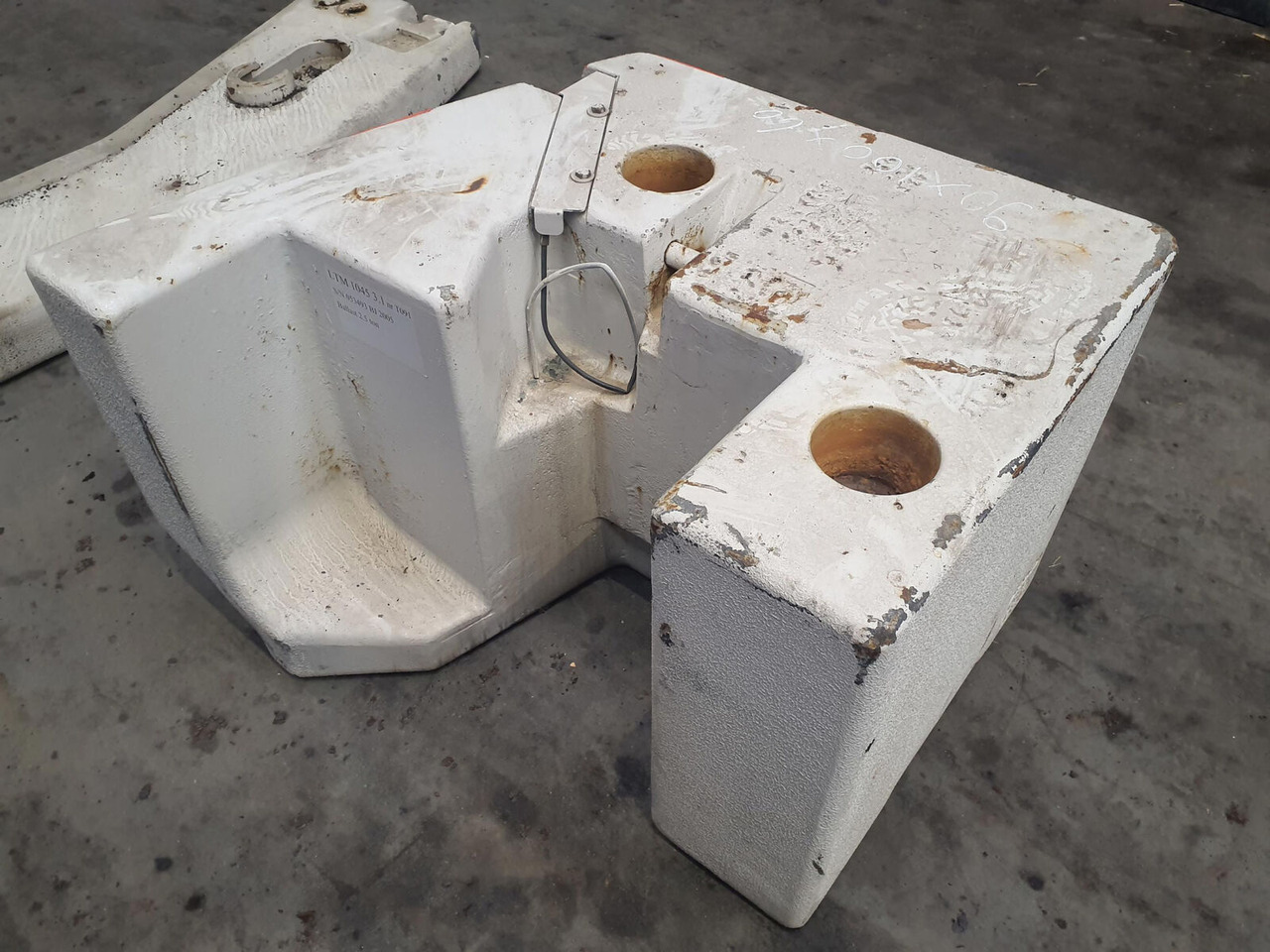 Liebherr LTM 1045-3.1 counterweight 2,5 ton - Αντίβαρο για Τηλεσκοπικός γερανός: φωτογραφία 1 Liebherr LTM 1045-3.1 counterweight 2,5 ton - Αντίβαρο για Τηλεσκοπικός γερανός: φωτογραφία 1