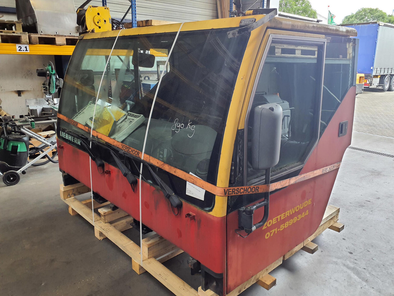 Liebherr LTM 1060-2 drivers cabin - Καμπίνα για Γερανός: φωτογραφία 1 Liebherr LTM 1060-2 drivers cabin - Καμπίνα για Γερανός: φωτογραφία 1