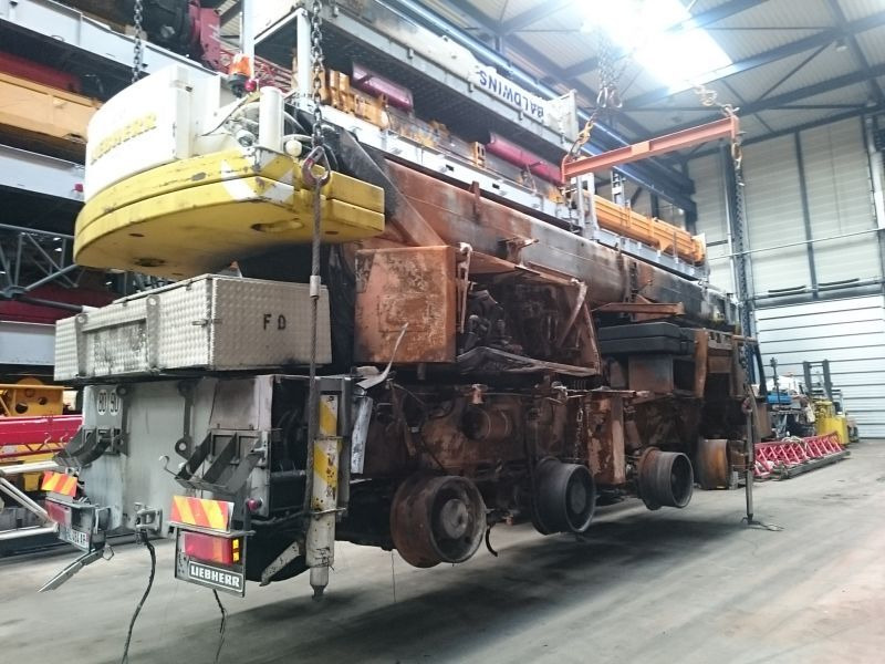 Liebherr LTM 1060-2 for parts - Γερανός παντός εδάφους: φωτογραφία 1 Liebherr LTM 1060-2 for parts - Γερανός παντός εδάφους: φωτογραφία 1