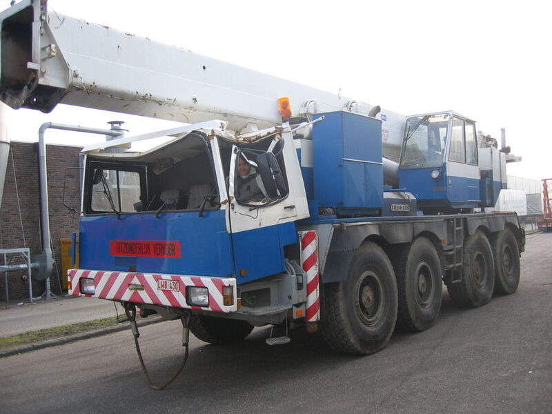 Liebherr LTM 1060`for parts - Τηλεσκοπικός γερανός: φωτογραφία 1 Liebherr LTM 1060`for parts - Τηλεσκοπικός γερανός: φωτογραφία 1