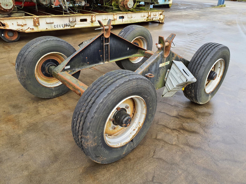 Liebherr LTM 1500 jib dolly - Ρυμούλκα dolly: φωτογραφία 1 Liebherr LTM 1500 jib dolly - Ρυμούλκα dolly: φωτογραφία 1
